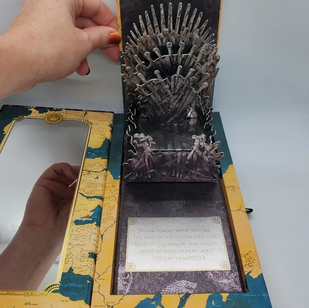 Urban Decay x Game of Thrones Limited Edition Eyeshadow Palette NIB